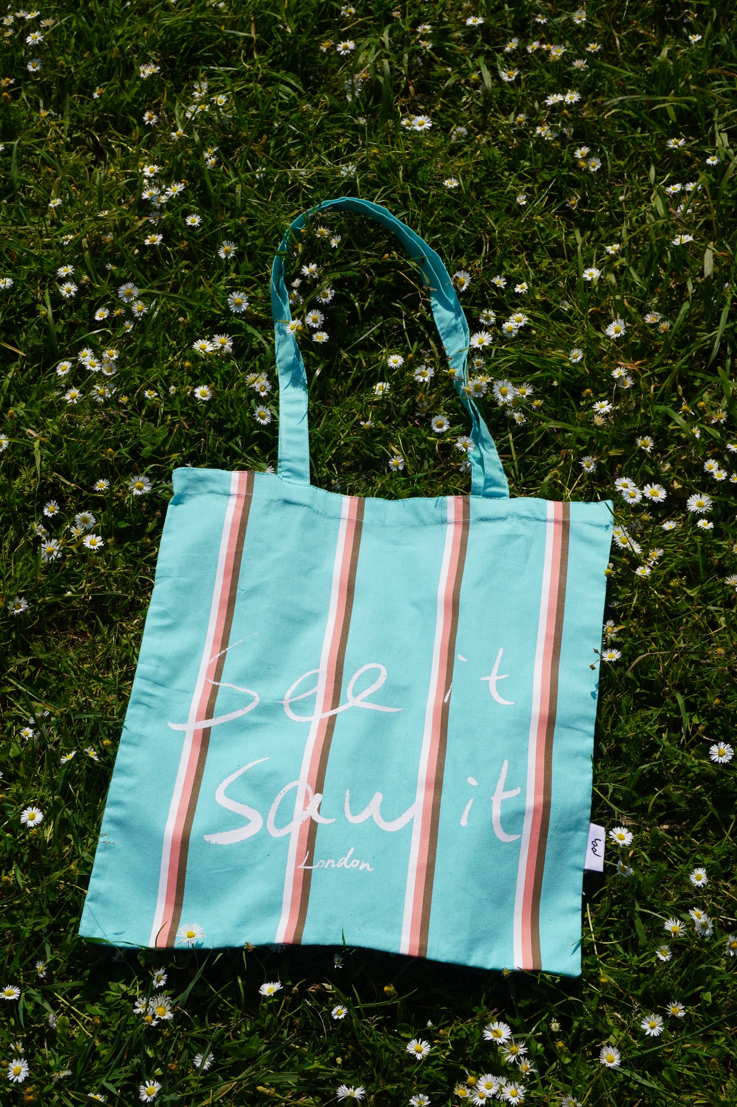 See it Saw it Tote Bag - Nice Blue