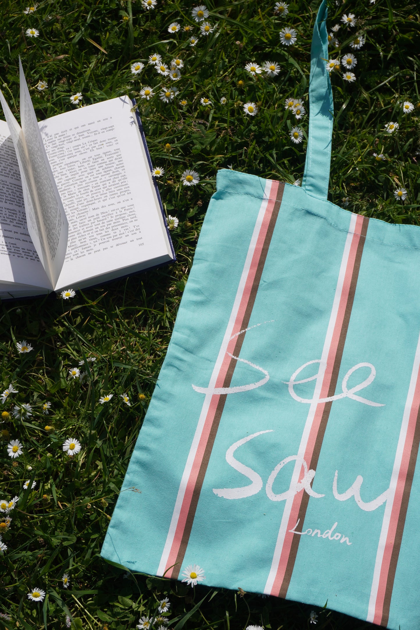 See it Saw it Tote Bag - Nice Blue