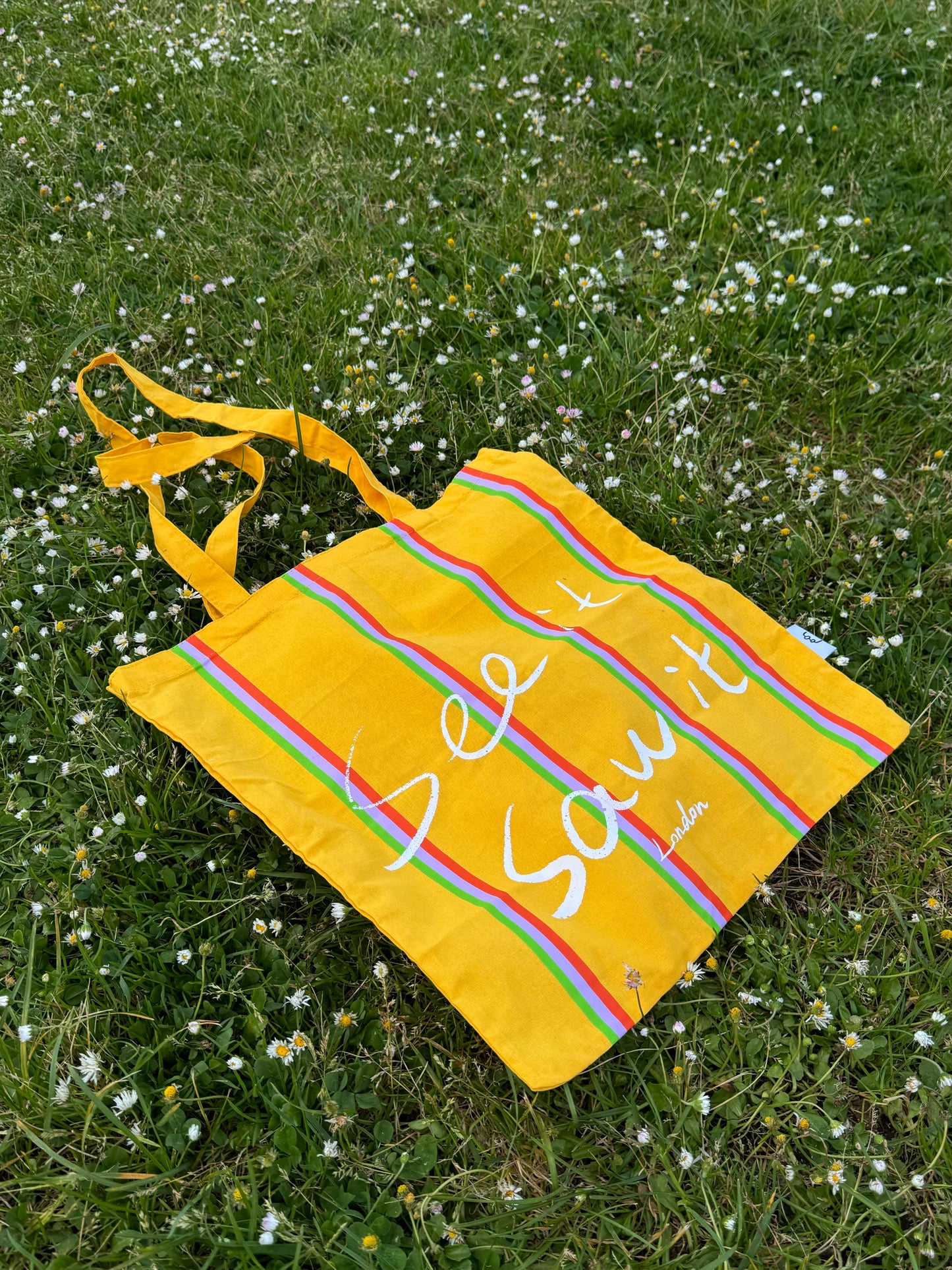 See it Saw it Tote Bag - Menton Yellow
