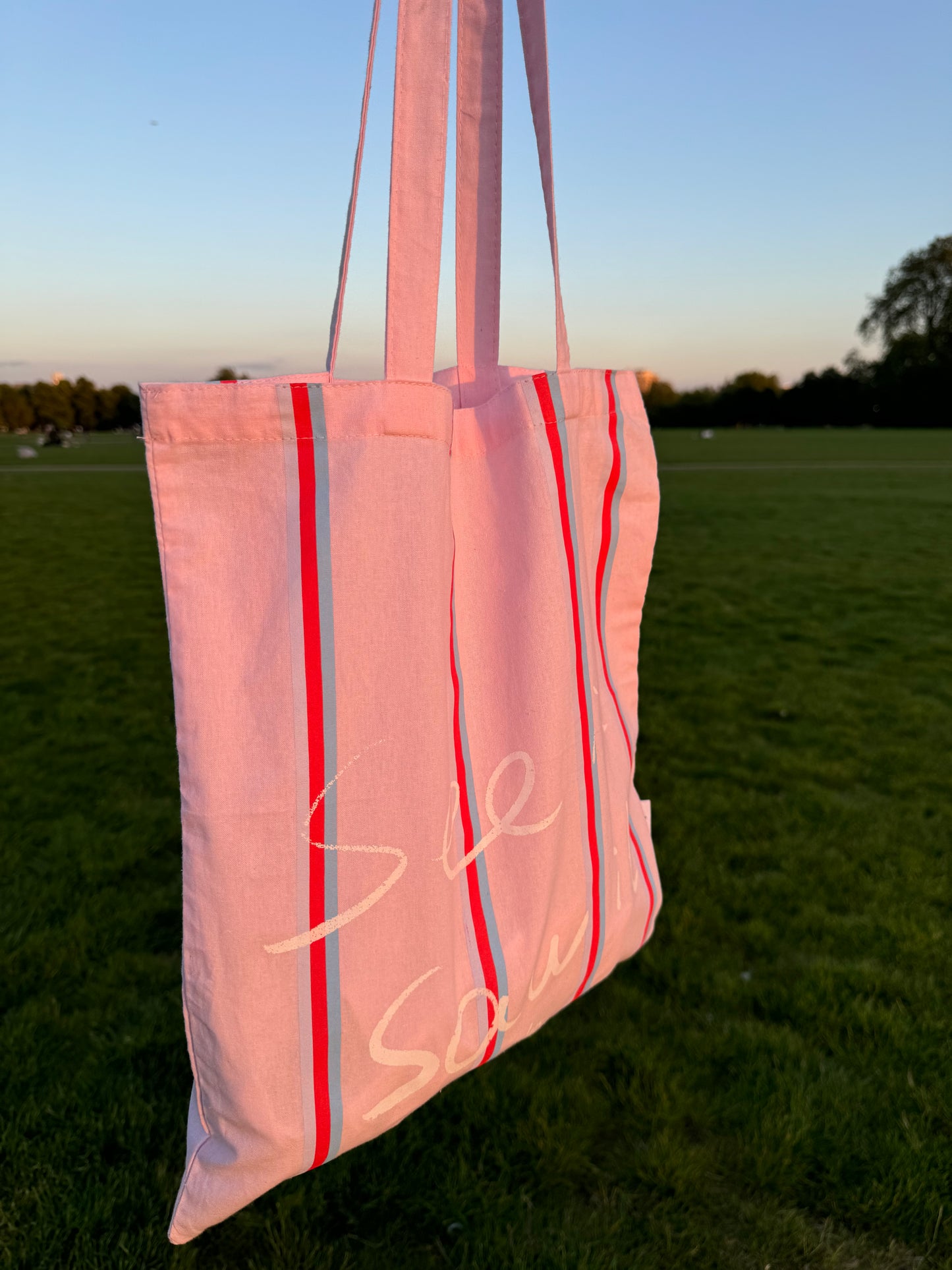 See it Saw it Tote Bag - Vienna Pink