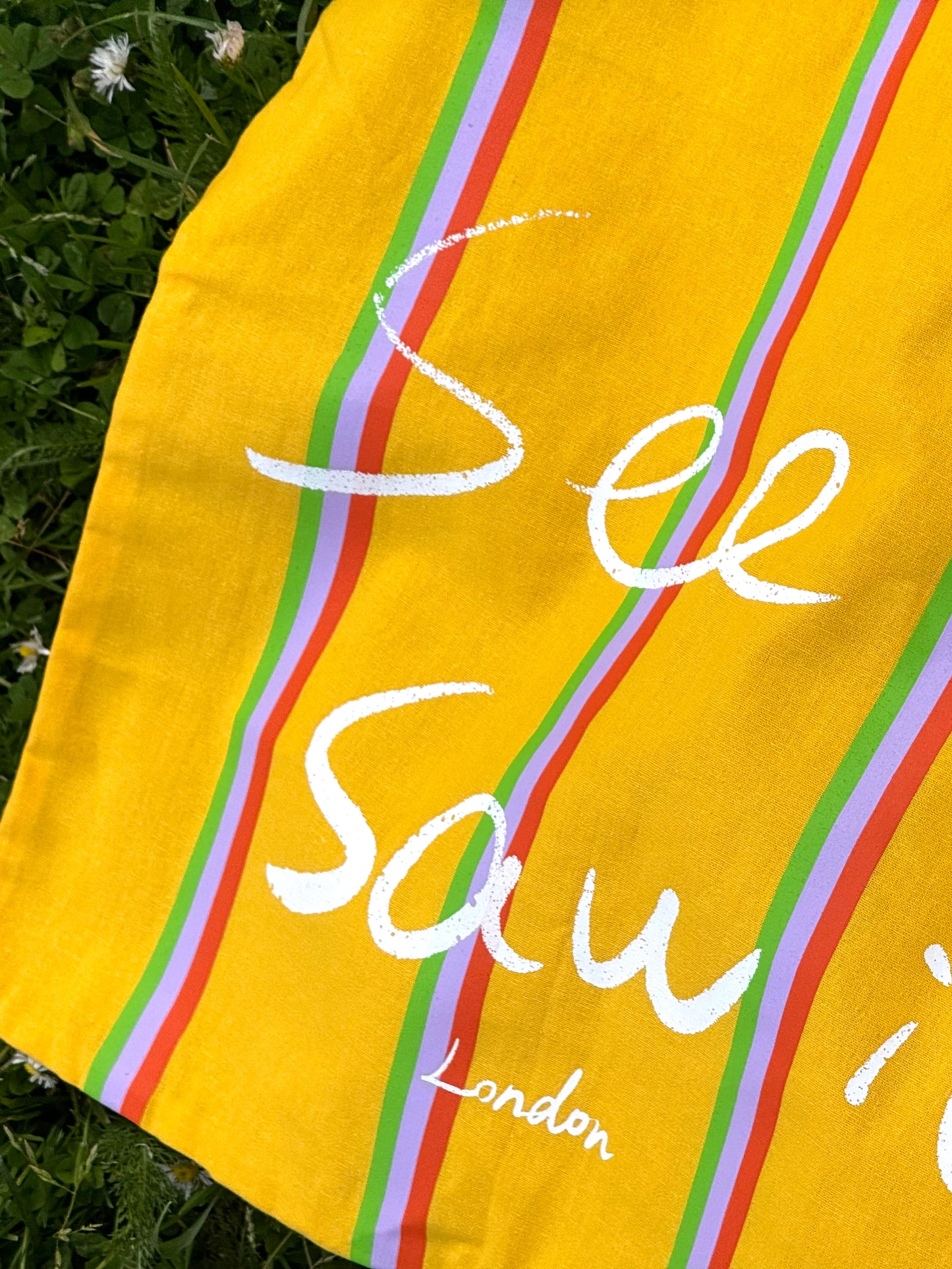 See it Saw it Tote Bag - Menton Yellow